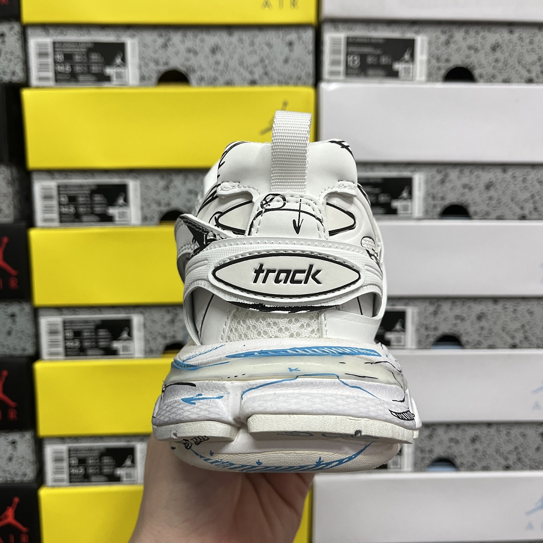 Balenciaga BLCG Track 3.0 - Image 8