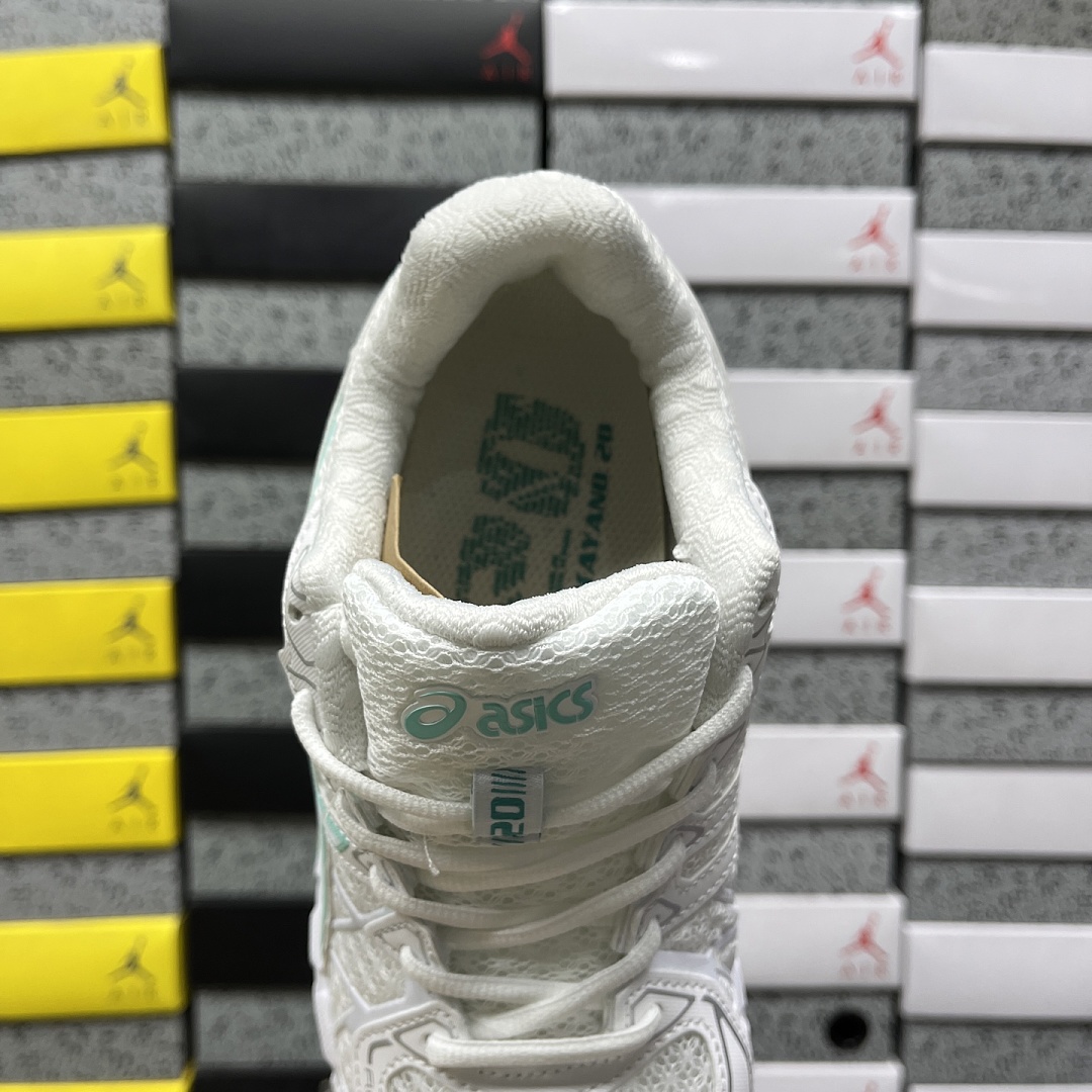 ASICS Gel-Kayano - Image 2