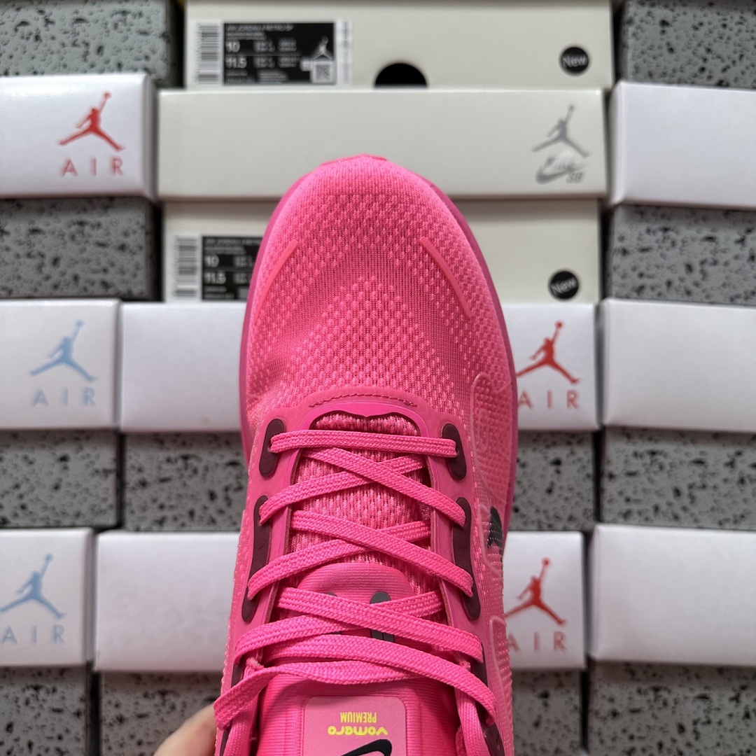 Nike Vomero Premium Hyper Pink HM5973-603 - Image 4
