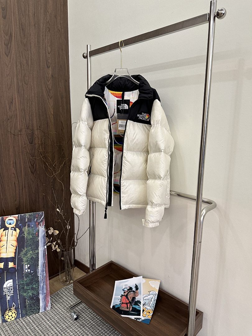 Chanel The North Face 1996 Retro Nuptse 700 Fill Packable Jacket - Image 53