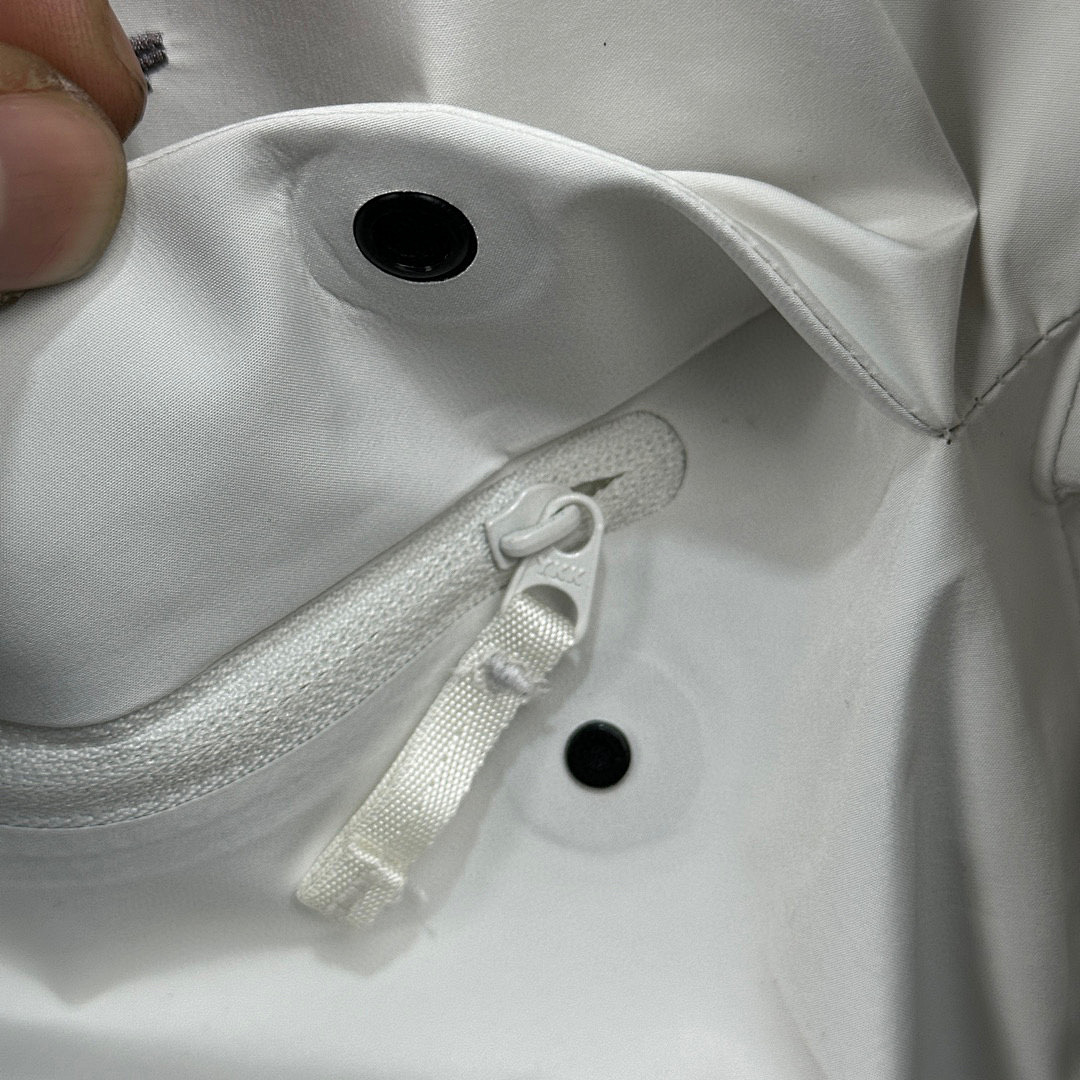 Arc'teryx Macai Jacket White Size: S-XXL - Image 19