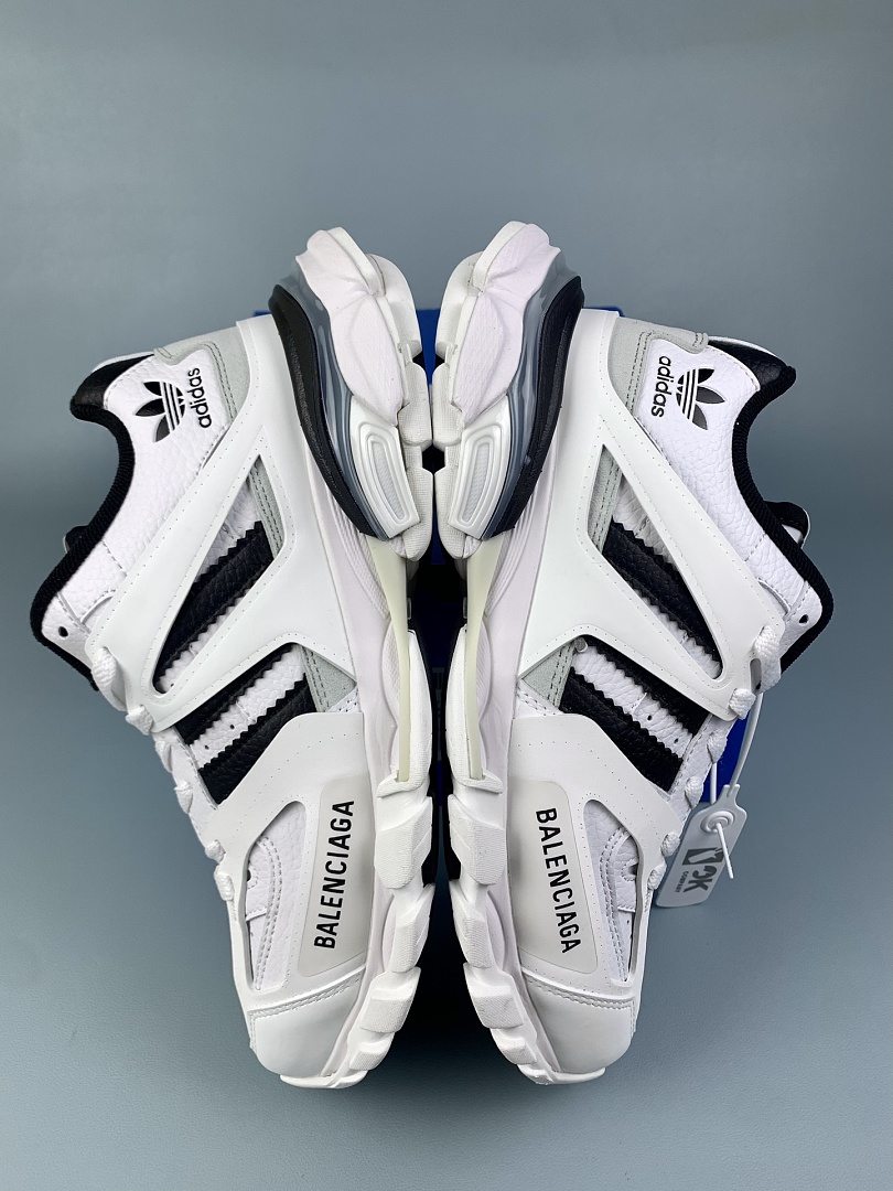 Balenciaga BLCG Track 3.0 - Image 8