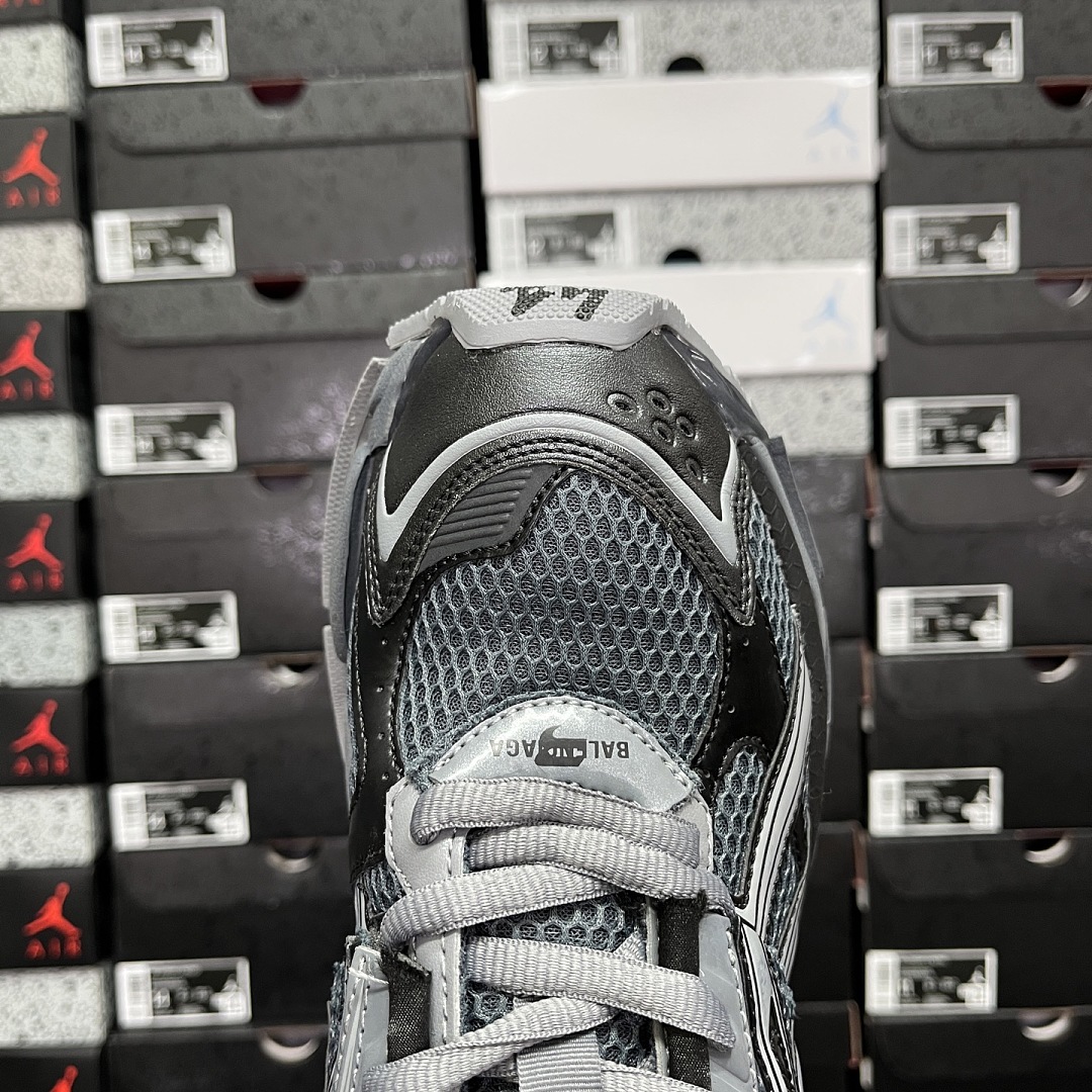Balenciaga BLCG Runner 7.0 - Image 7