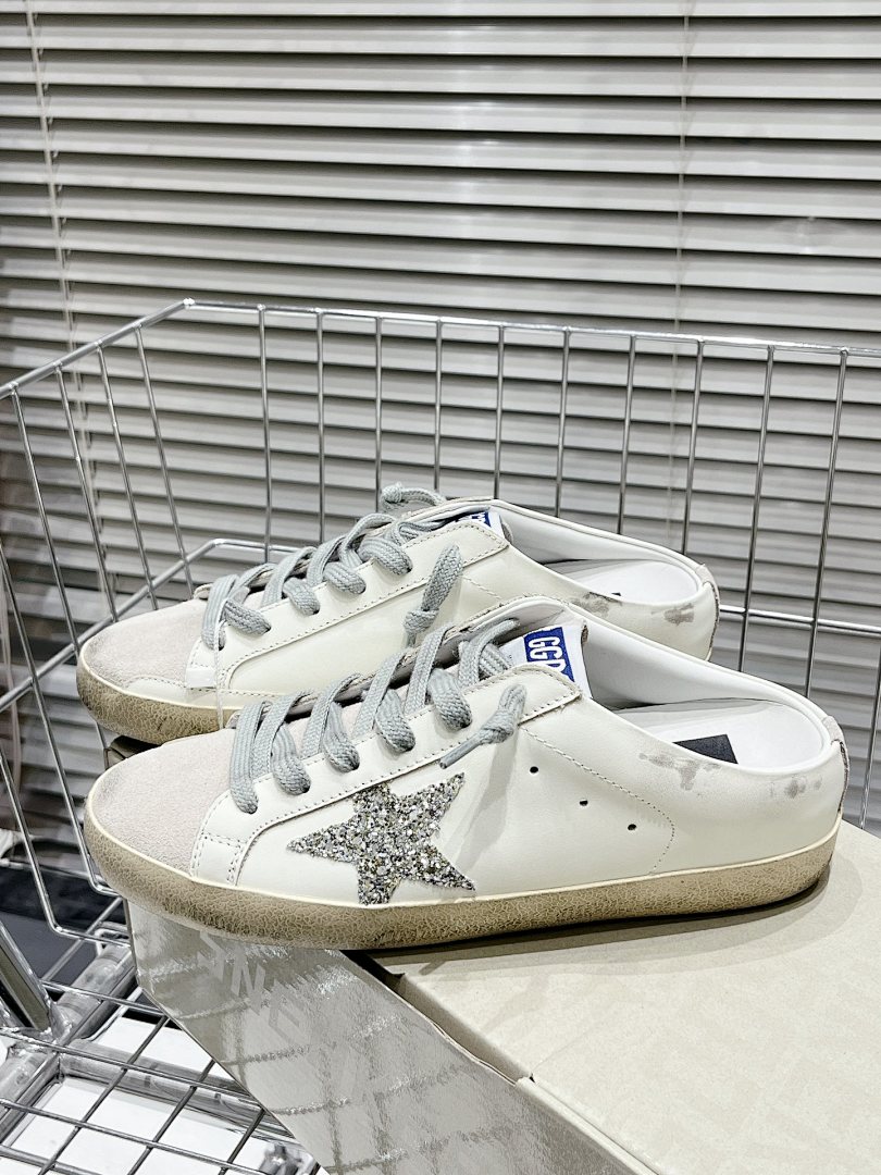Golden Goose Deluxe Brand 19