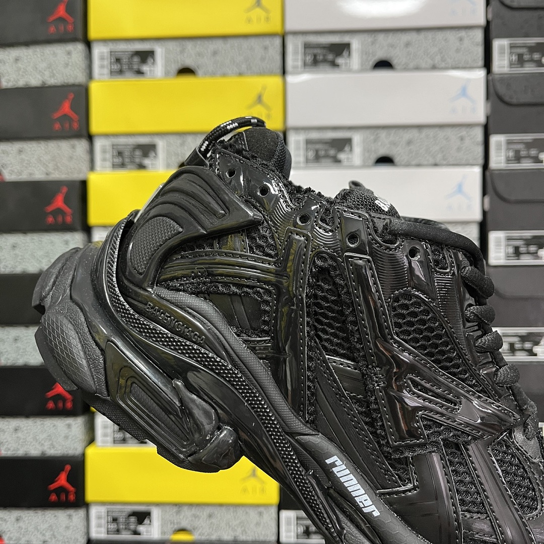 Balenciaga Runner/7.5 - Image 24