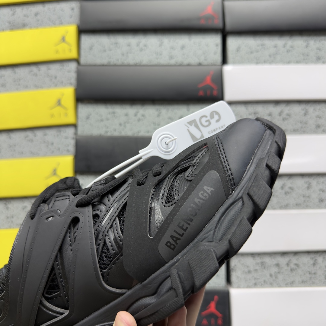 Balenciaga BLCG Track - Image 6
