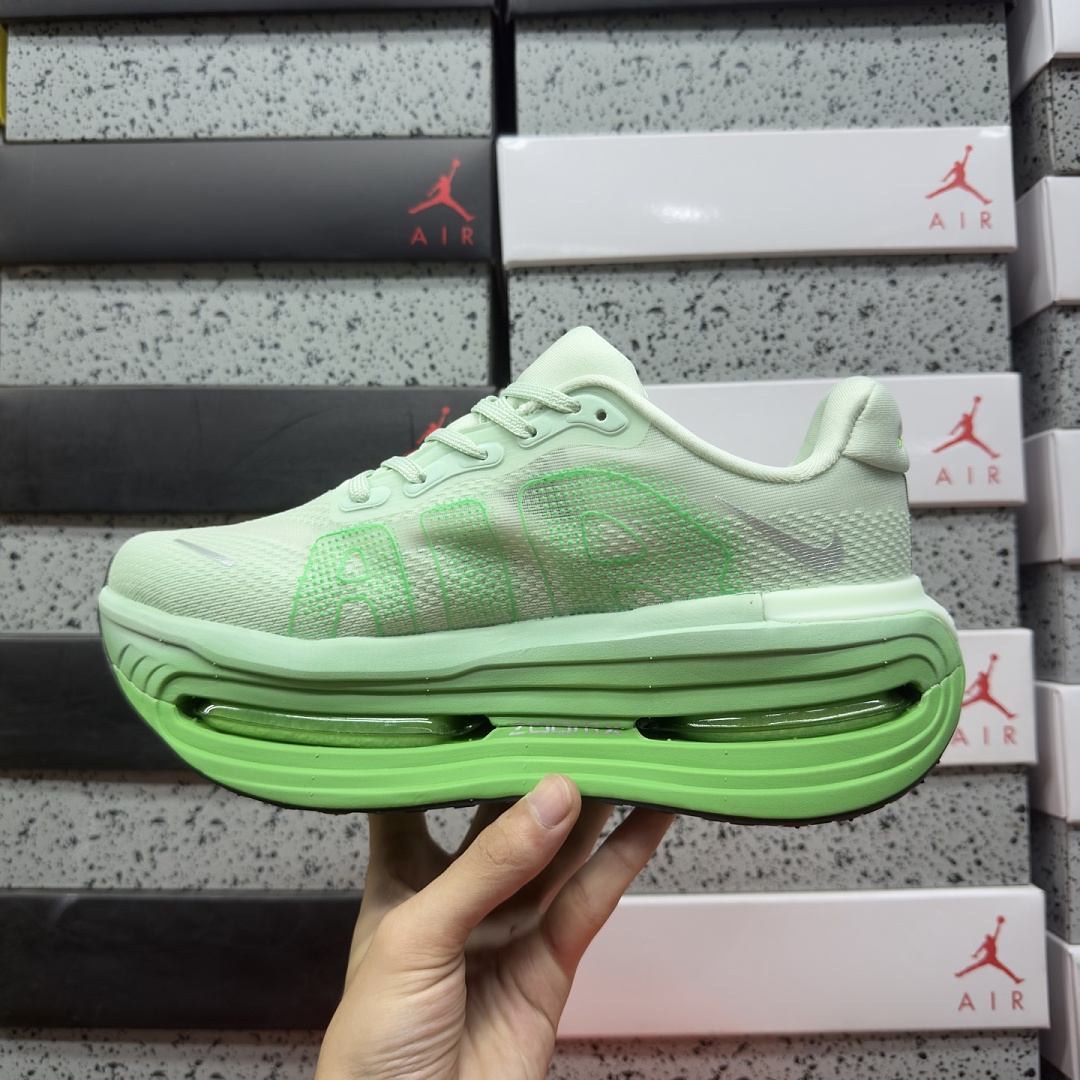 Nike Vomero Premium Barely (Green) - Image 4