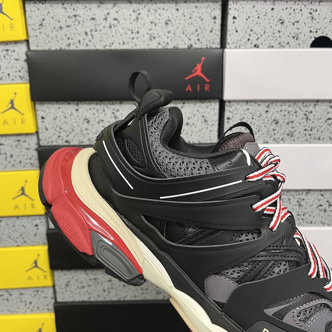 Balenciaga Track - Image 6