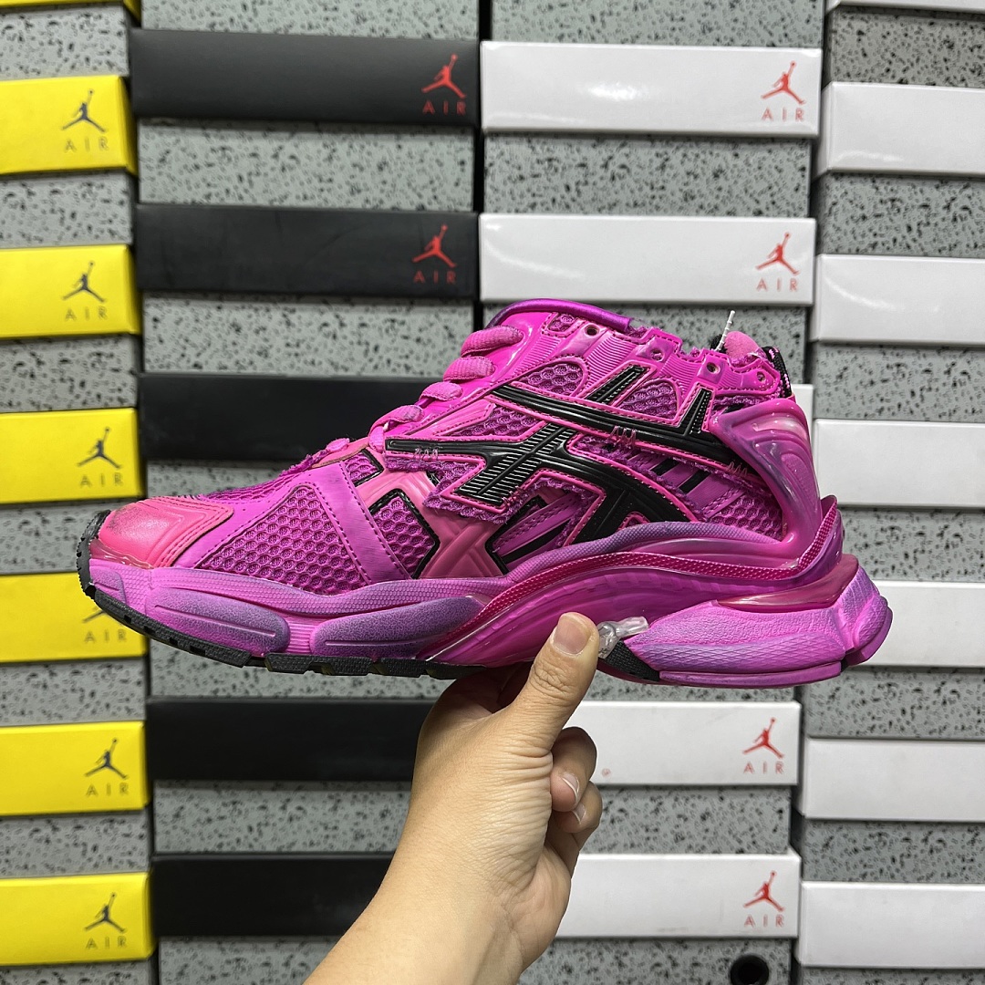 Balenciaga BLCG Runner - Image 71