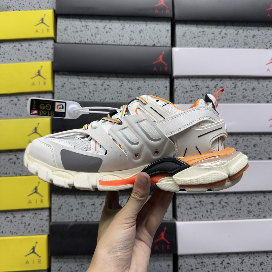 Balenciaga BLCG Track 9059 (White Orange) - Image 5