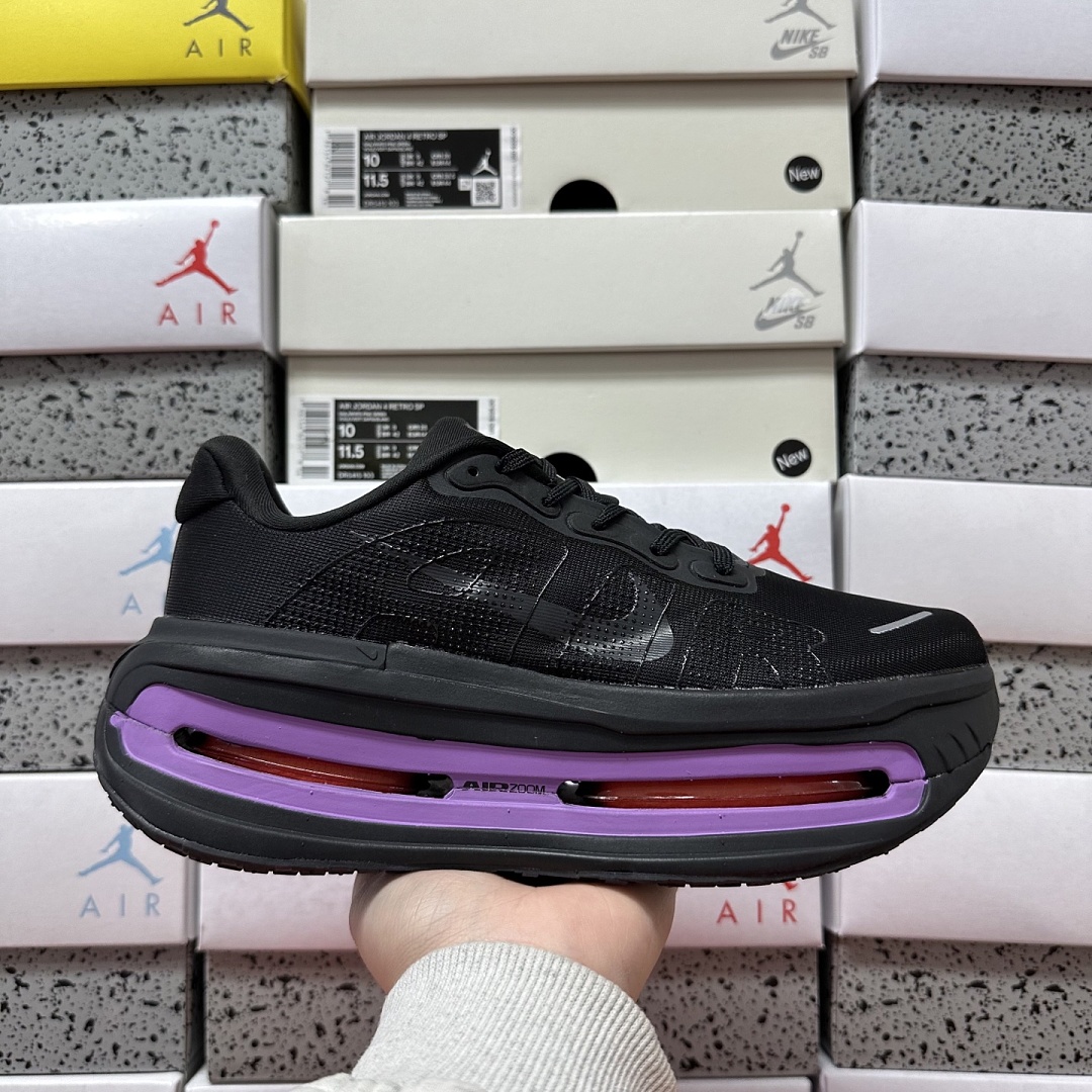 Nike Vomero Premium HQ2050-880 - Image 2