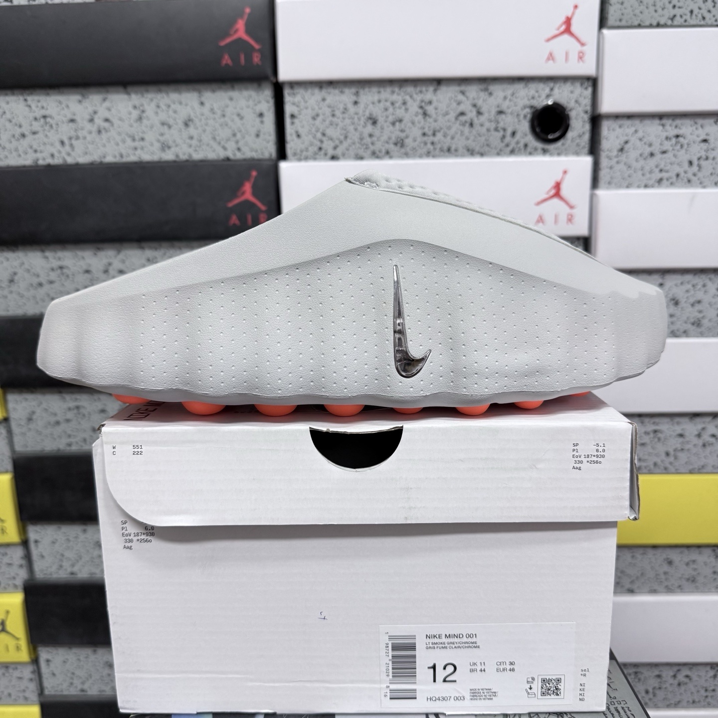 Nike Mind 001 Slide Light Smoke Grey HQ4307-003 (White) - Image 11