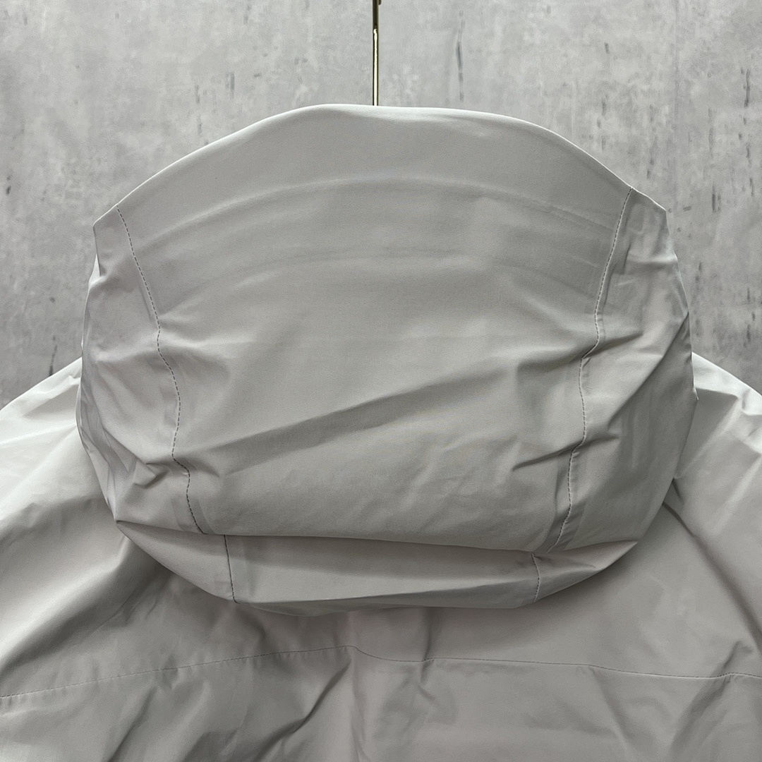Arc'teryx Alpha Sv Jacket 6 Ivory Gen - Image 11