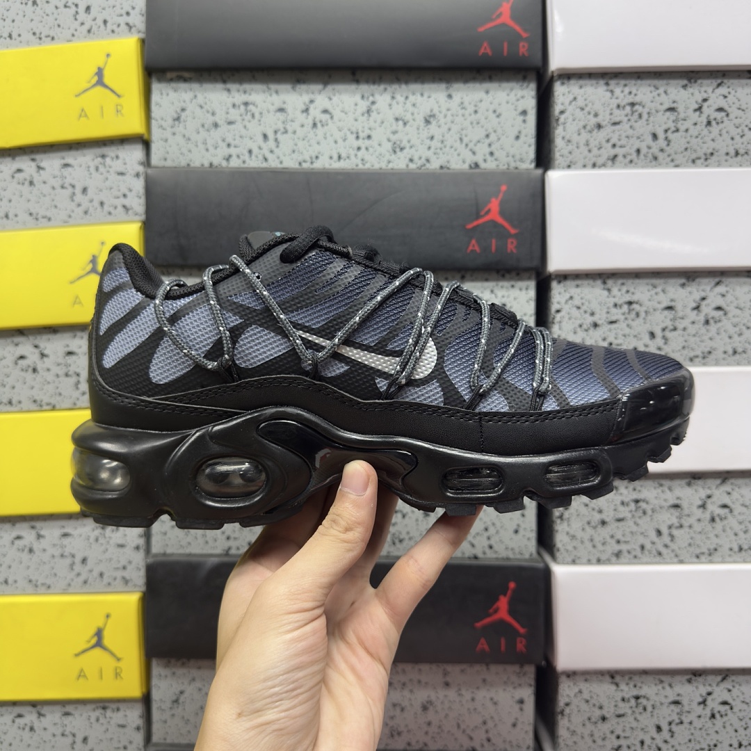 Nike Air Max Plus Utility Black Metallic Platinum FZ2770-001 Blue (Lace Up) - Image 2