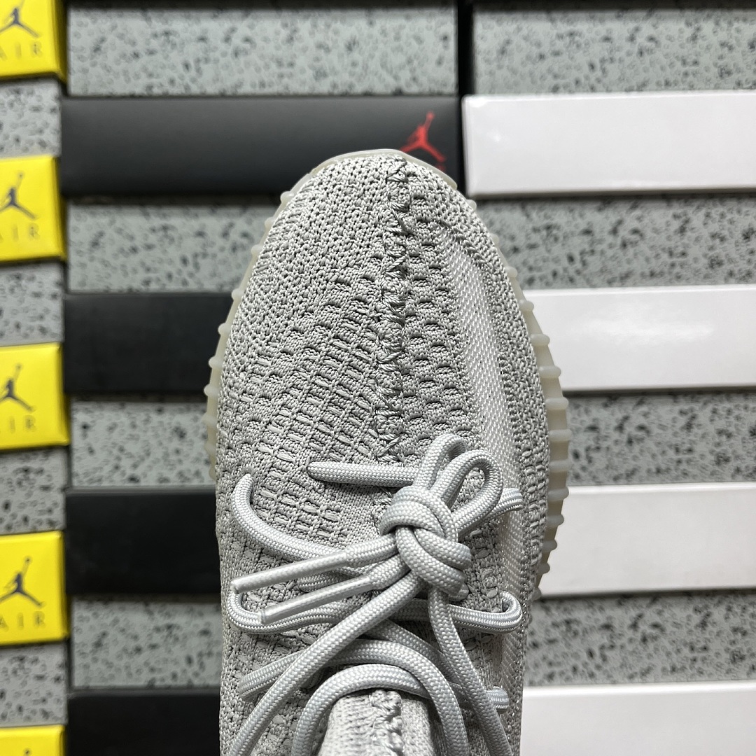 Adidas Yeezy Boost 350 V2 Tail Light - Image 7