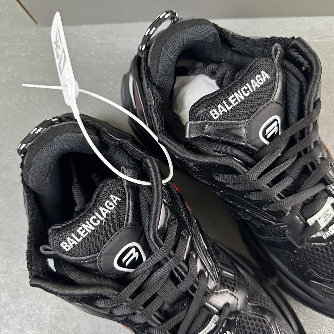 Balenciaga Runner - Image 84