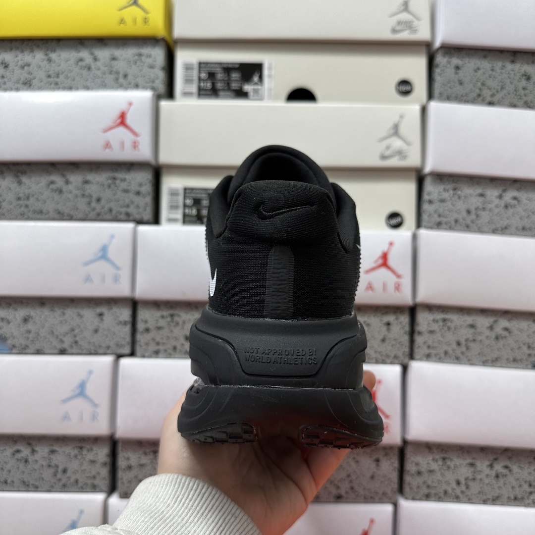 Nike Vomero Premium HM5973-100 - Image 7