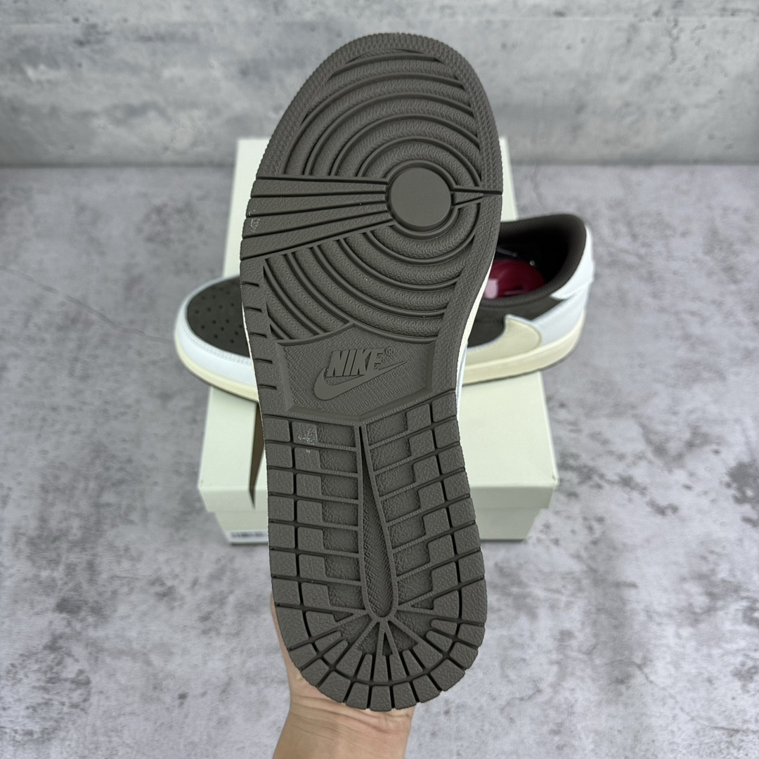 Chanel Jordan 1 Retro Low OG SP Travis Scott Reverse (Mocha) - Image 6