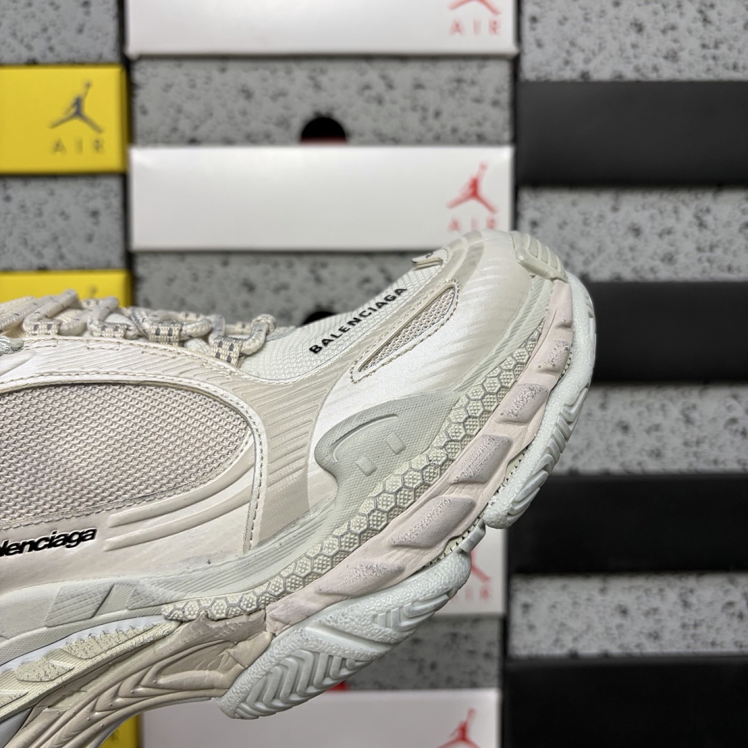 Balenciaga Triple S 2 - Image 7