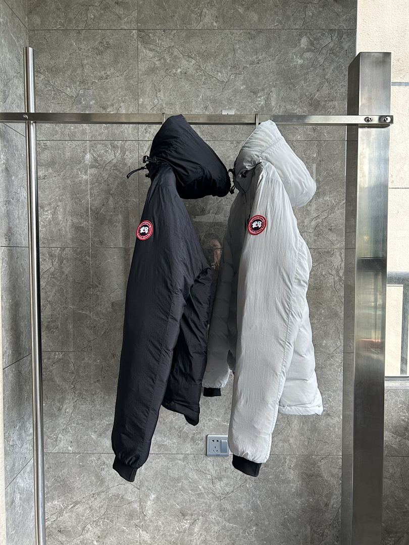 Canada Goose Label Lodge Hoody Jacket - Image 45