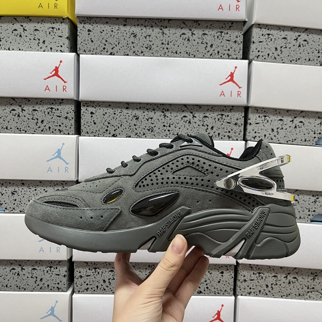 On Running Raf Simons Cylon-21 Grey 003L - Image 3