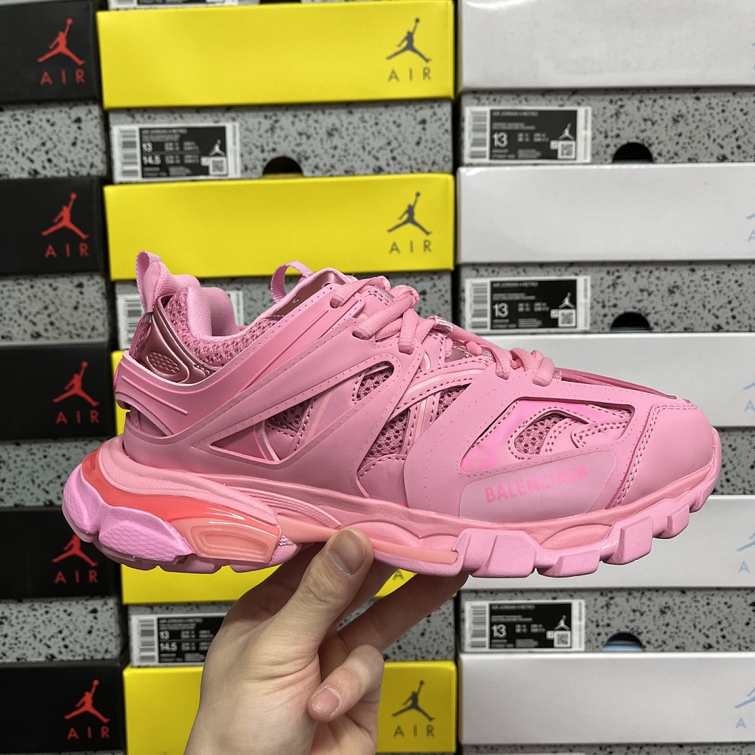 Balenciaga BLCG Track 3.0 - Image 4