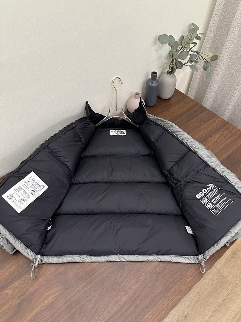 Chanel The North Face White Label Novelty Nuptse Down Jacket (Asia Sizing) - Image 40