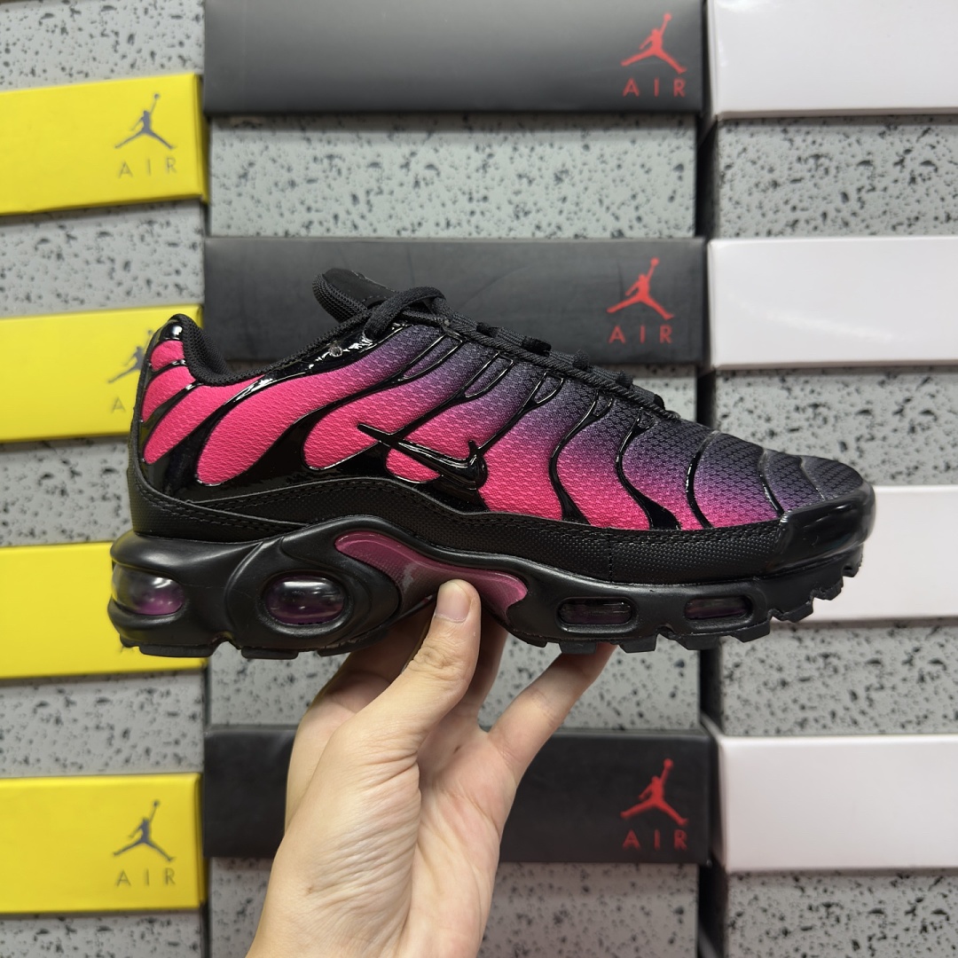 Nike Air Max Plus Black Hyper Pink DM0032-020 - Image 8