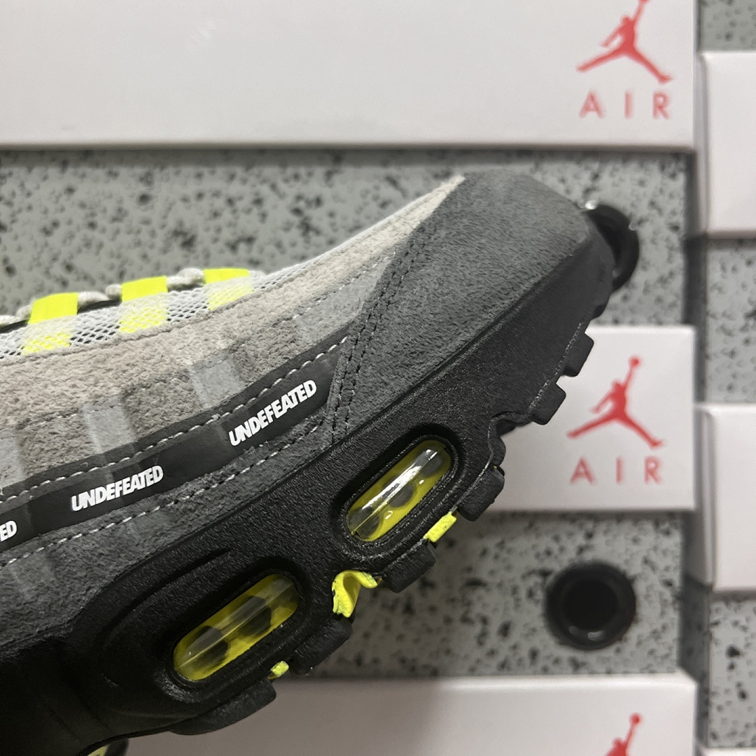 Nike Air Max 95 SP Undefeated Geo NYC Neon UND (Green) - Image 8