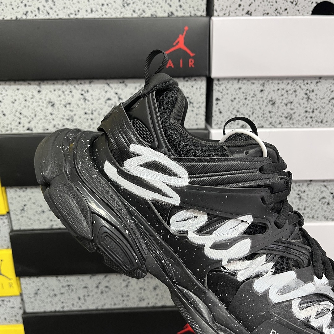 Balenciaga Track - Image 2