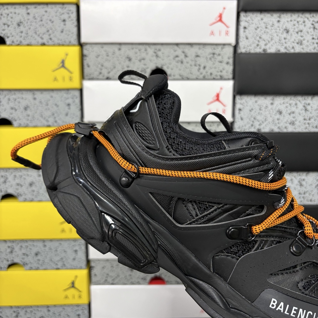 Balenciaga Track - Image 5