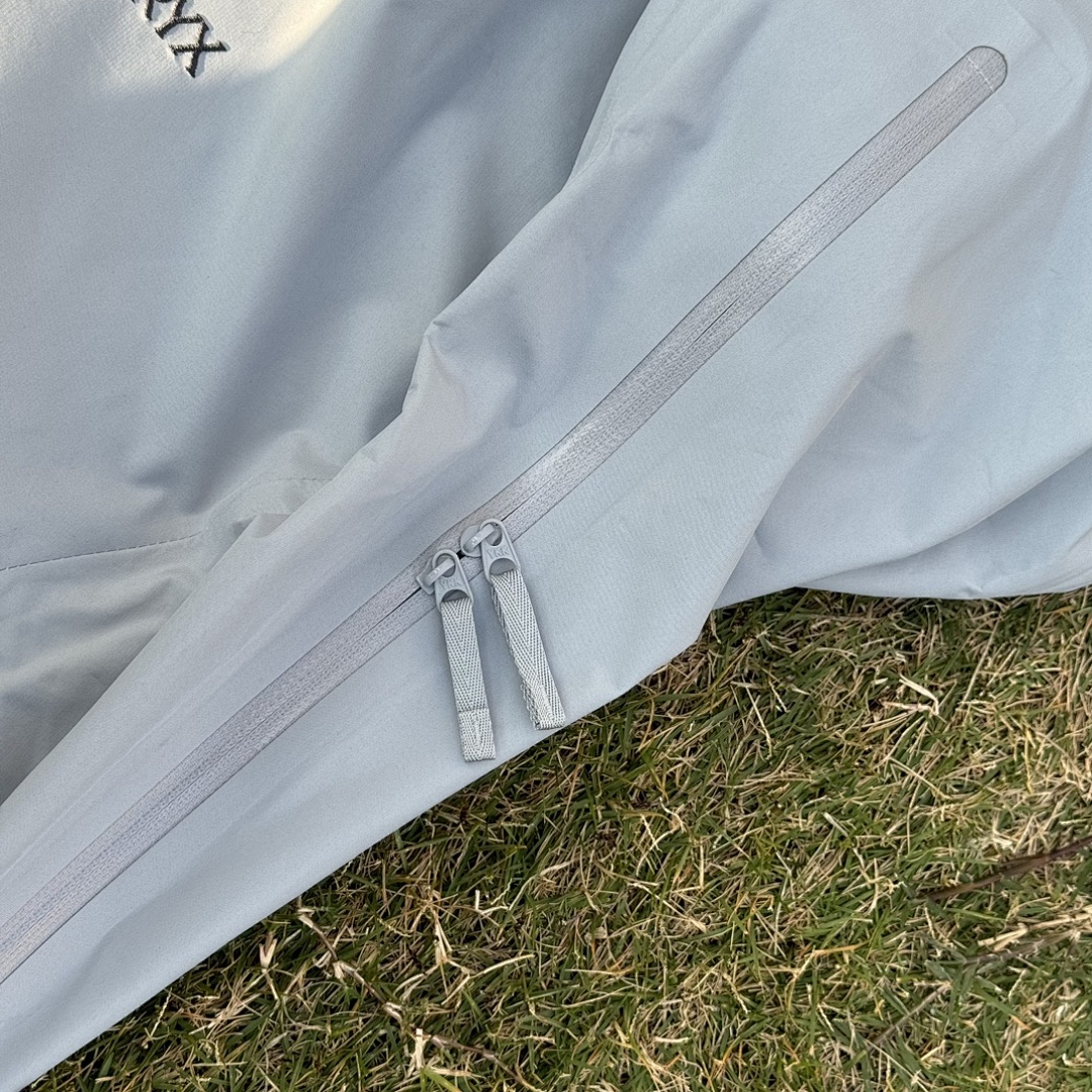 Arc'teryx Beta LT Jacket Pixel (Gray) - Image 20