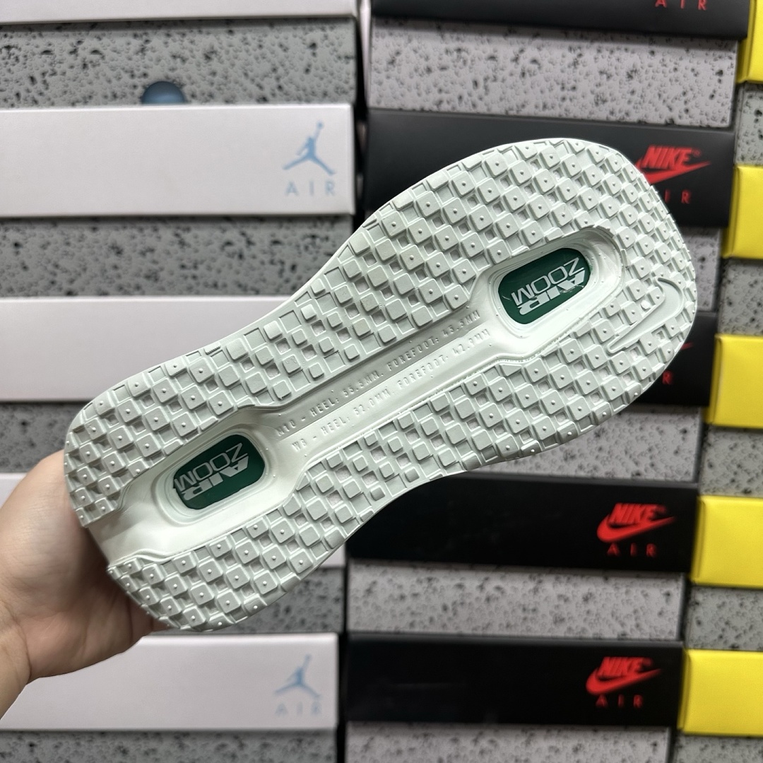 Nike Vomero Premium Barely (Green) - Image 8