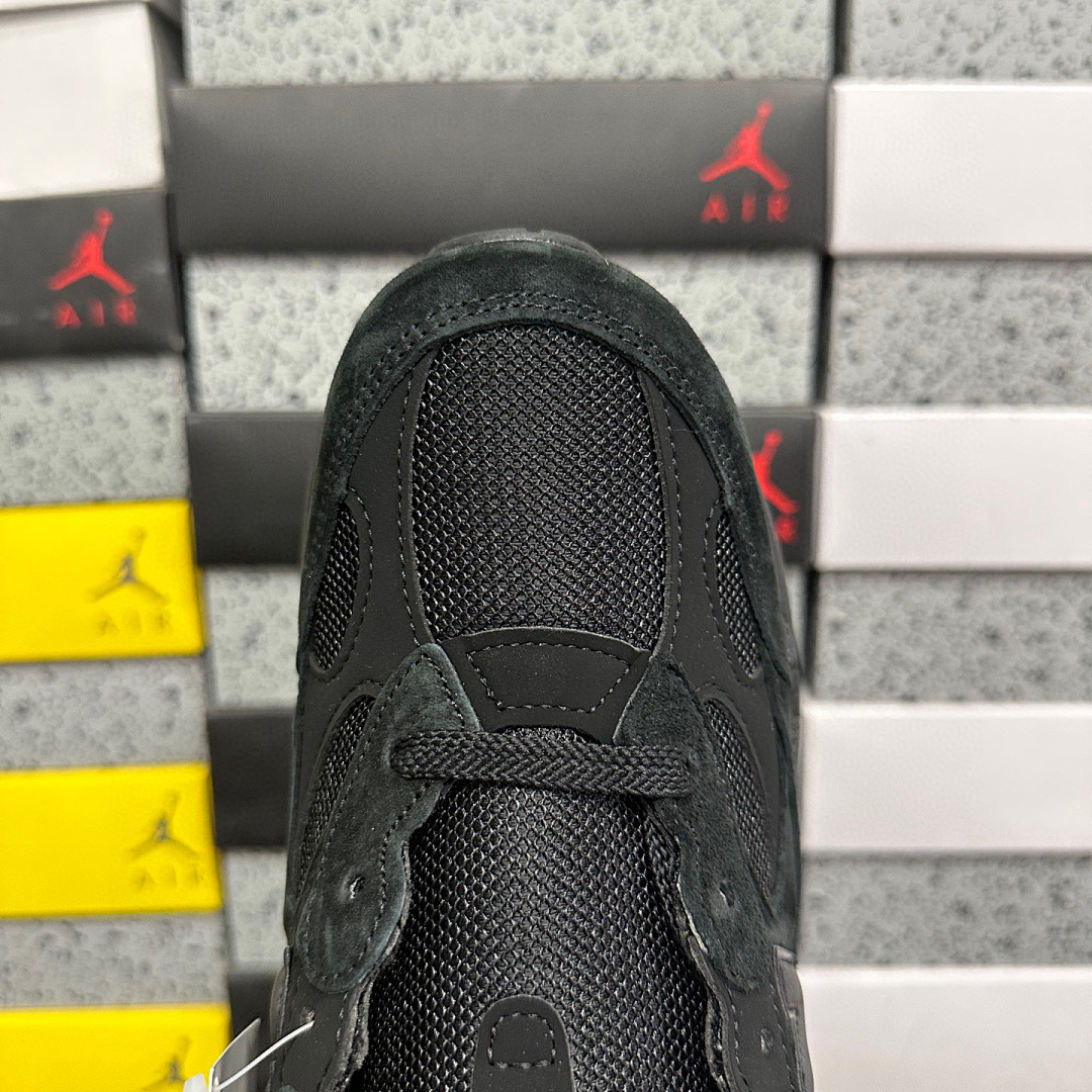 New Balance 992 (Triple Black) - Image 8