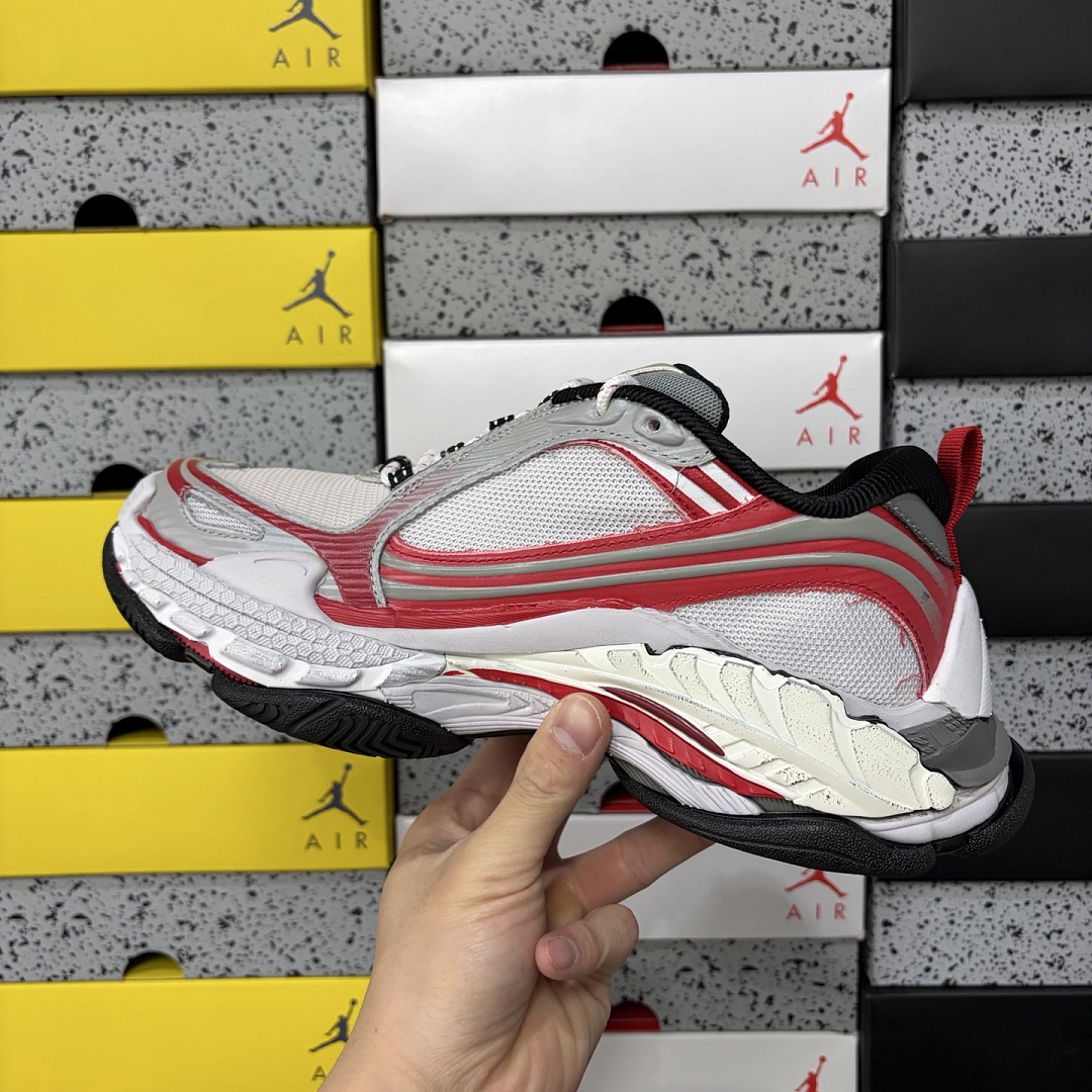 Balenciaga Triple S 2 - Image 12