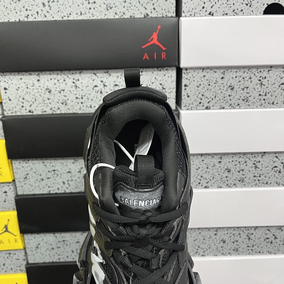Balenciaga Track - Image 4