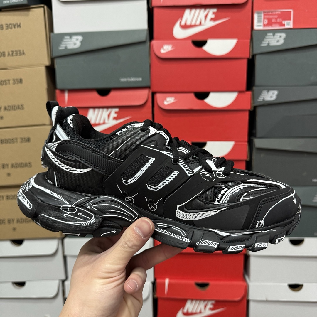 Balenciaga BLCG Track - Image 9