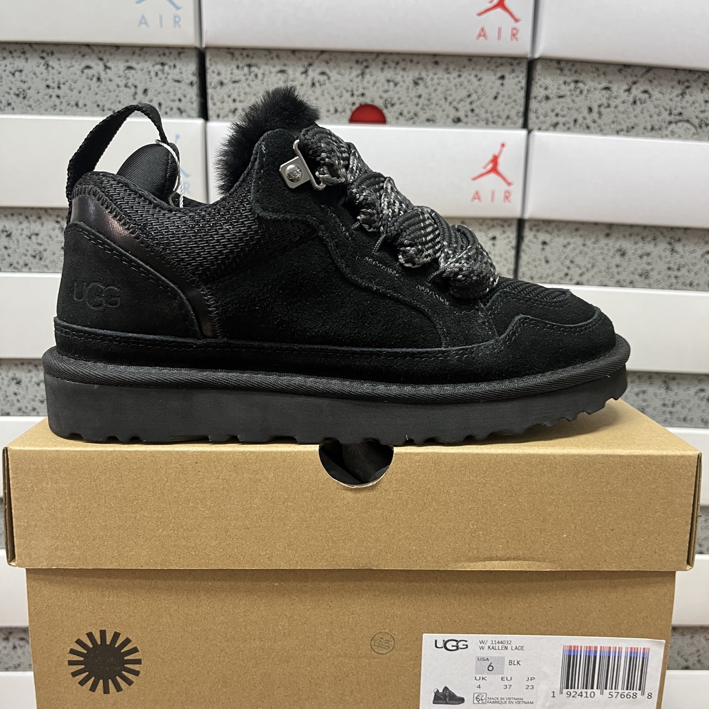 UGG Lowmel Collar Black -4032 - Image 10