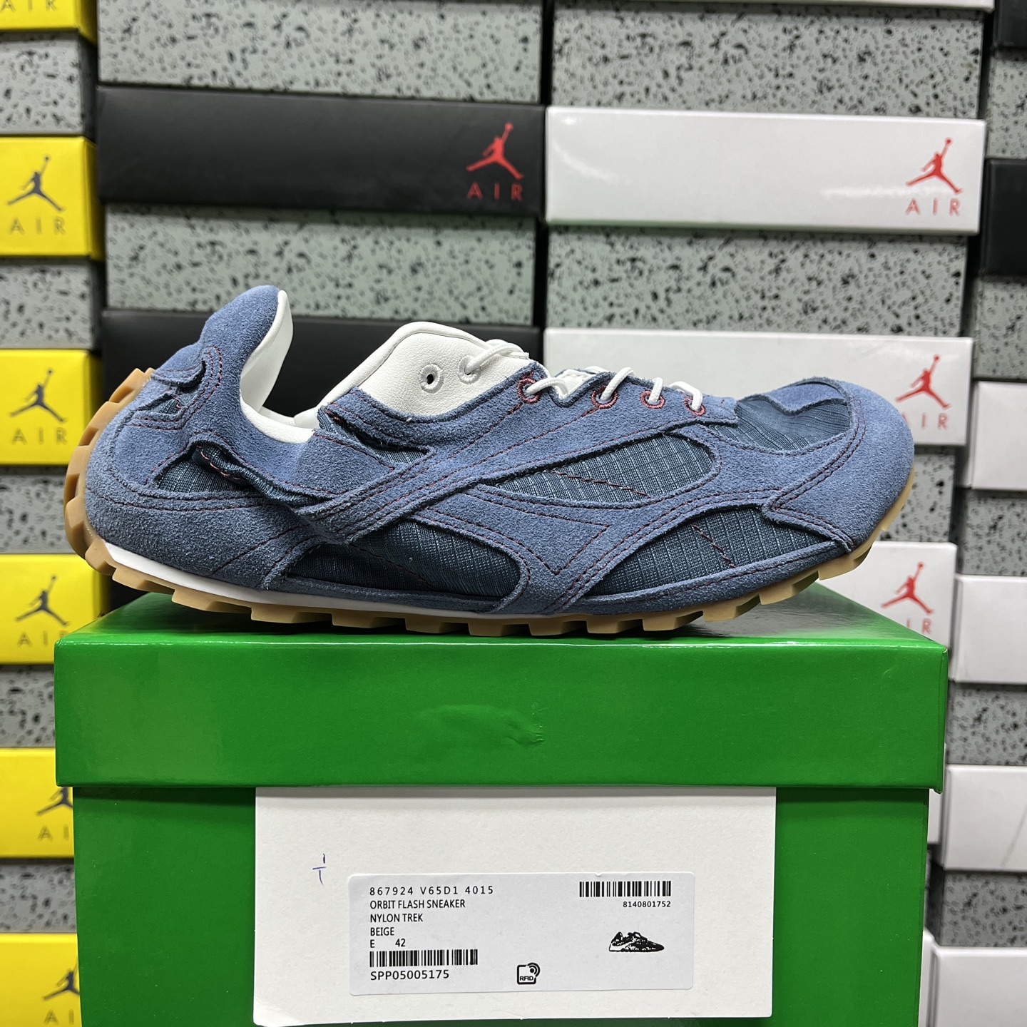 Bottega Veneta Orbit Surf Vapor - Image 10