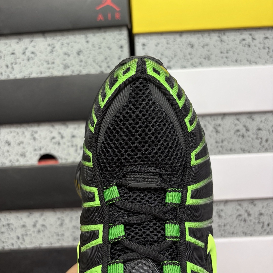 Nike Shox TL Black Green Strike - Image 8
