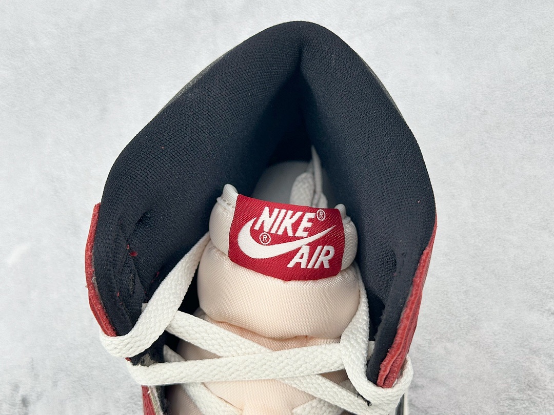 Chanel Jordan Air 1 Chicago - Image 7