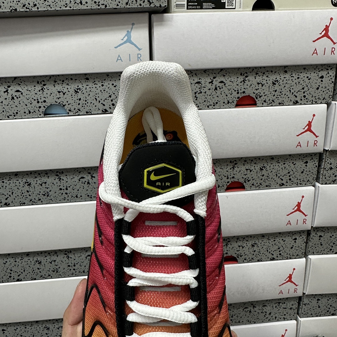 Nike Air Max Plus Yellow Pink Gradient - Image 16