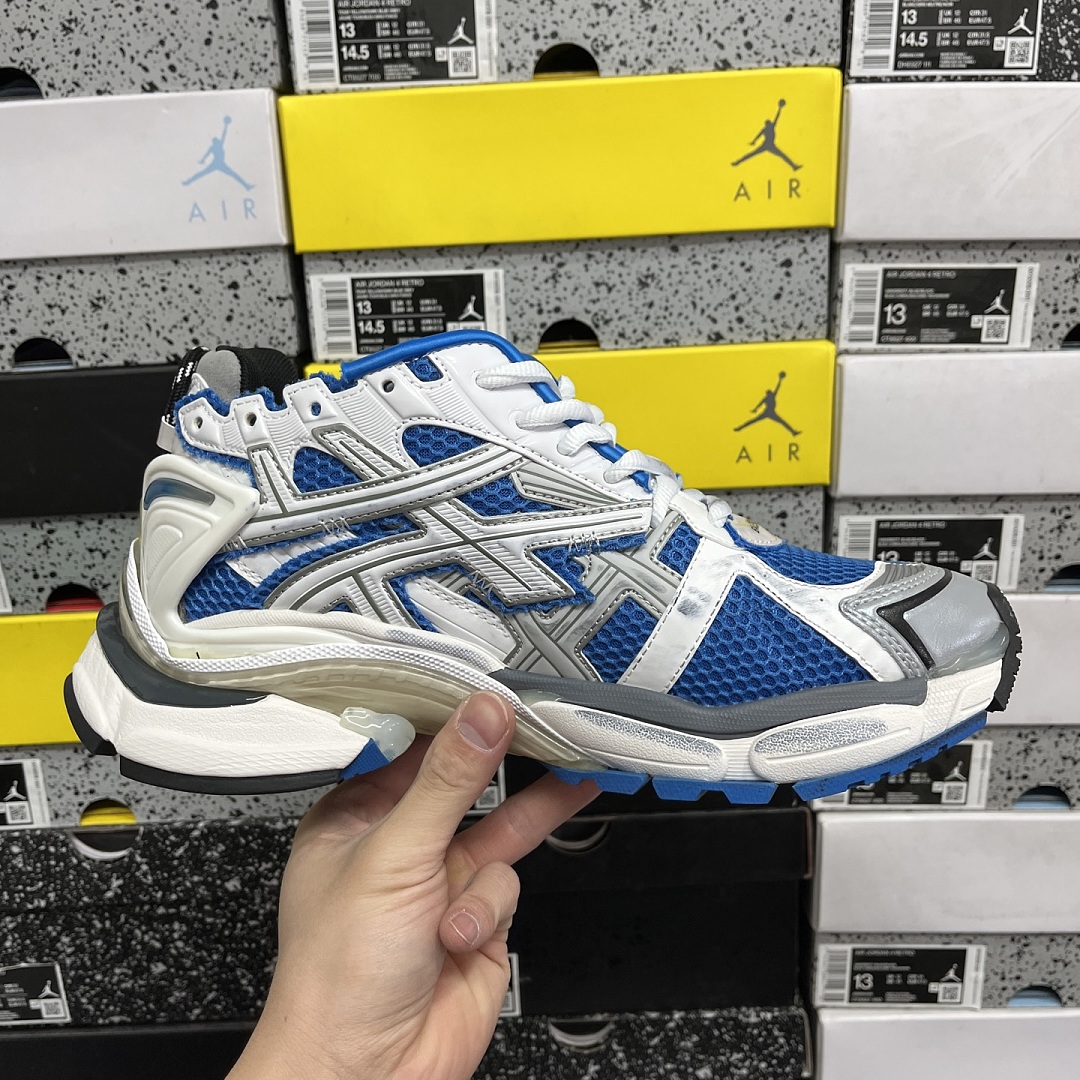 Balenciaga BLCG Runner 7.0 - Image 8