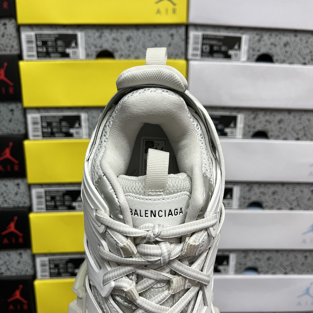 Balenciaga BLCG Track 3.0 White LED - Image 4