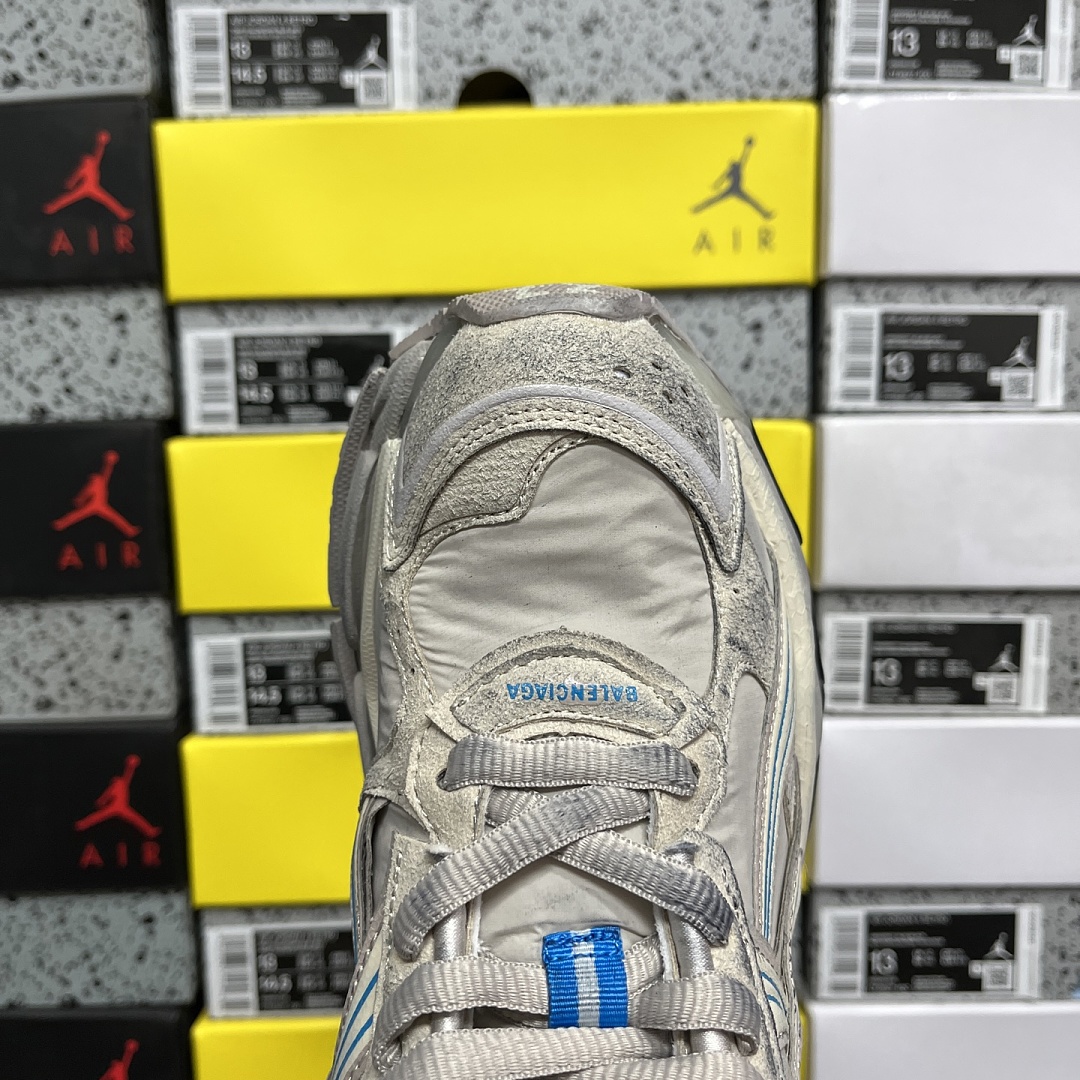Balenciaga BLCG Runner 7.5 - Image 6