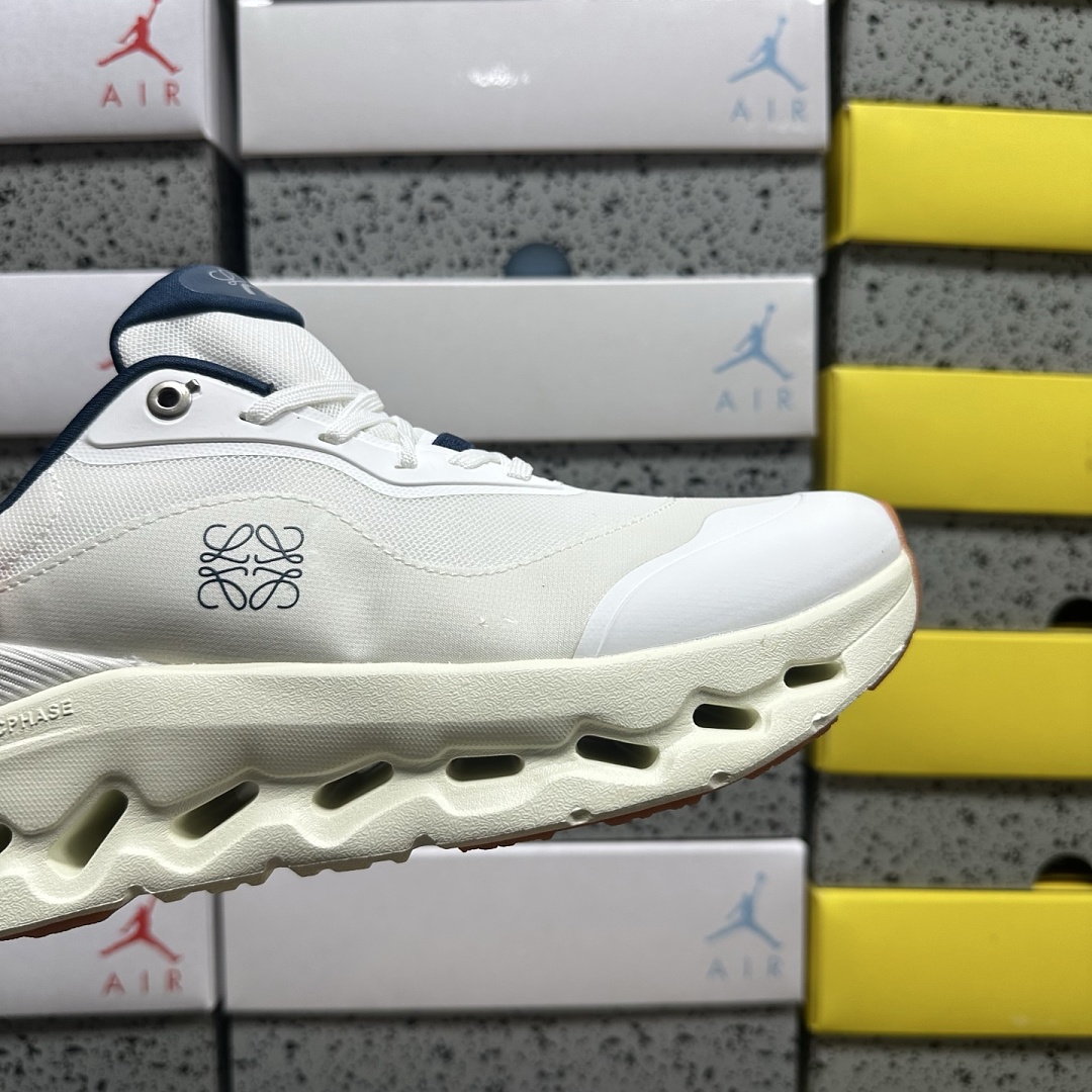 On Running Cloudtilt 2.0 LOEWE (White Navy) - Image 4