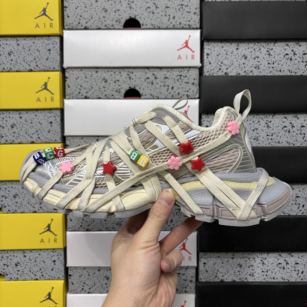 Balenciaga 3XL - Image 6