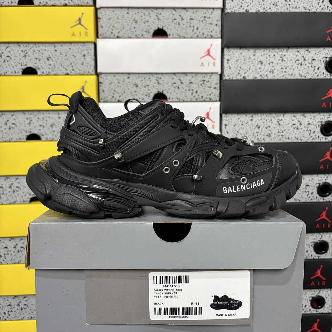 Balenciaga Track