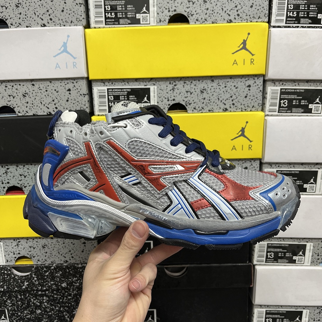 Balenciaga BLCG Runner 7.0 - Image 2