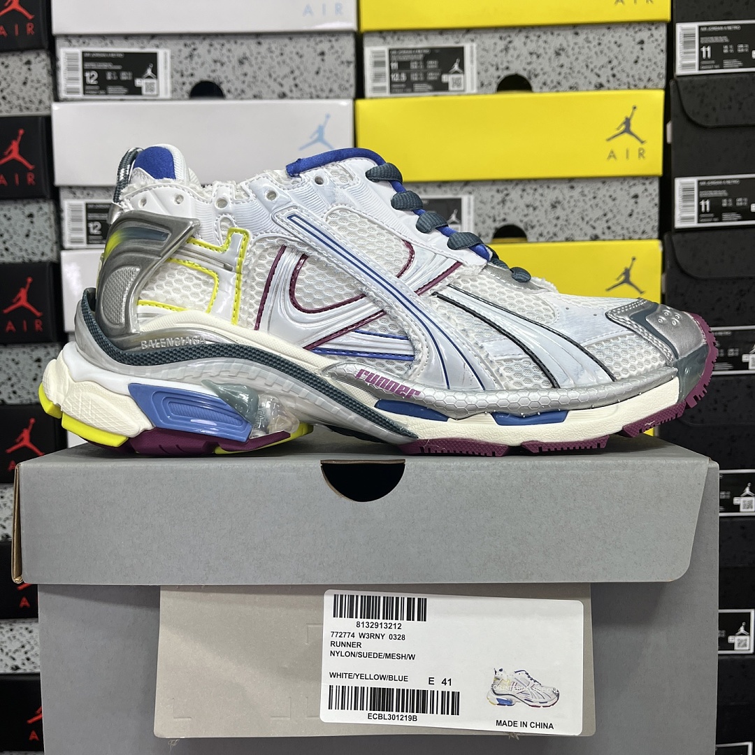 Balenciaga BLCG Runner 7.5